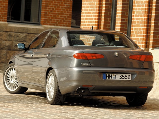 Alfa Romeo 166 photo 51