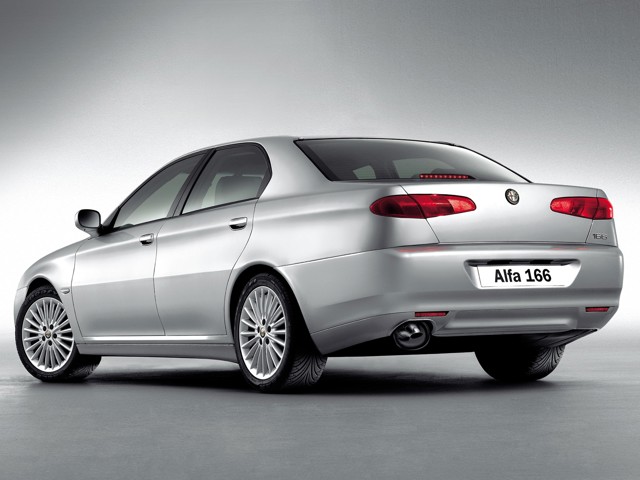 Alfa Romeo 166 photo 54