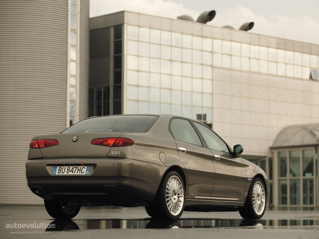 Alfa Romeo 166 photo 7