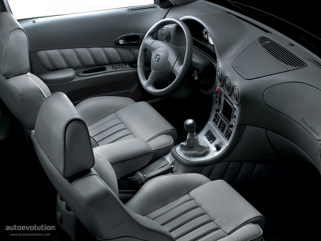 Alfa Romeo 166 photo 55