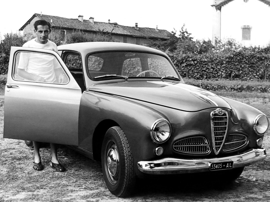 Alfa Romeo 1900 photo 11
