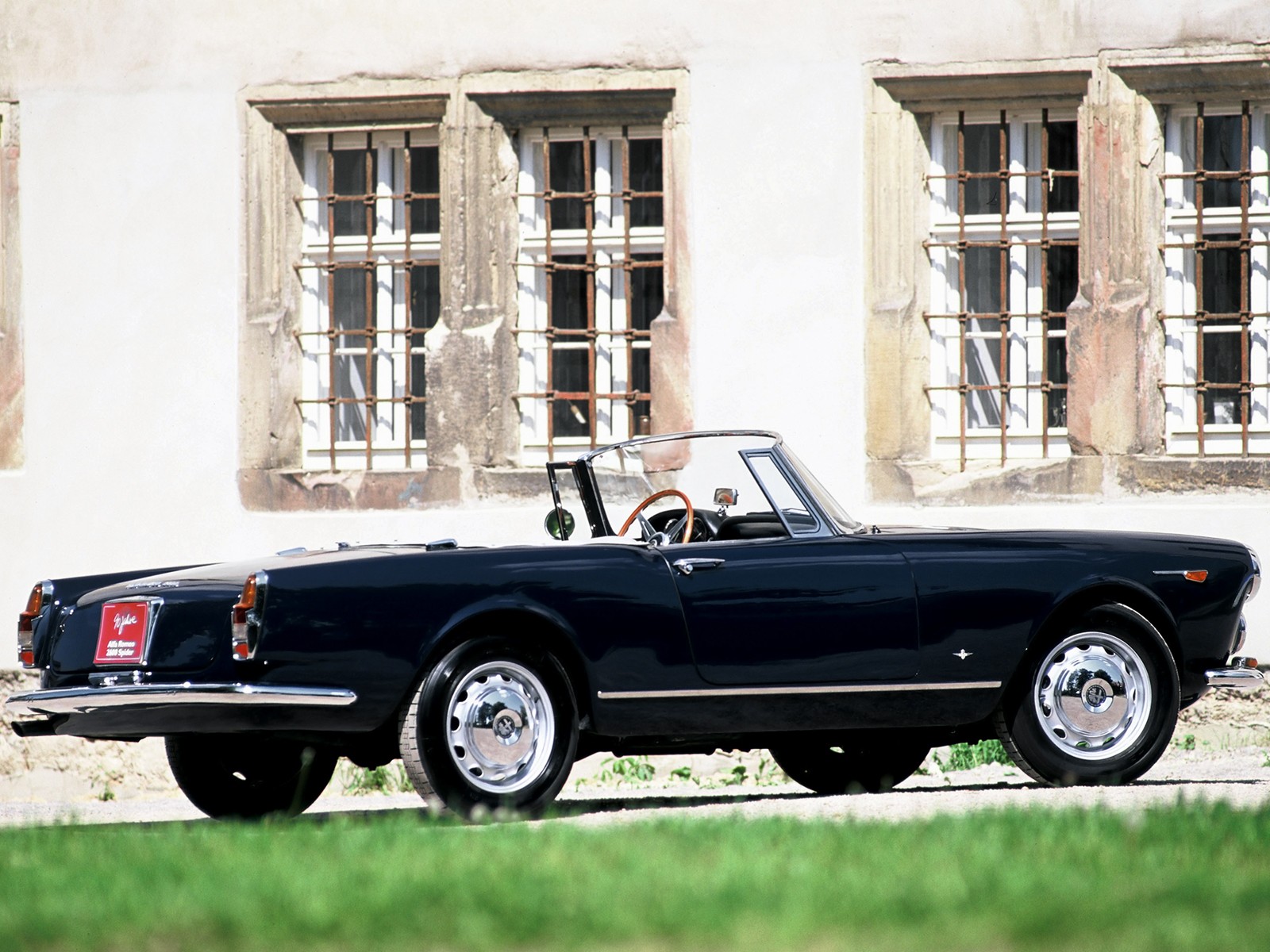 Alfa Romeo 2600 photo 8