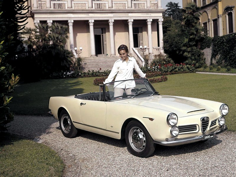 Alfa Romeo 2600 photo 6