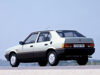 Alfa Romeo 33 photo 8