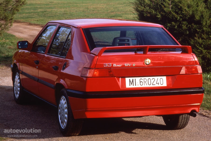 Alfa Romeo 33 photo 3