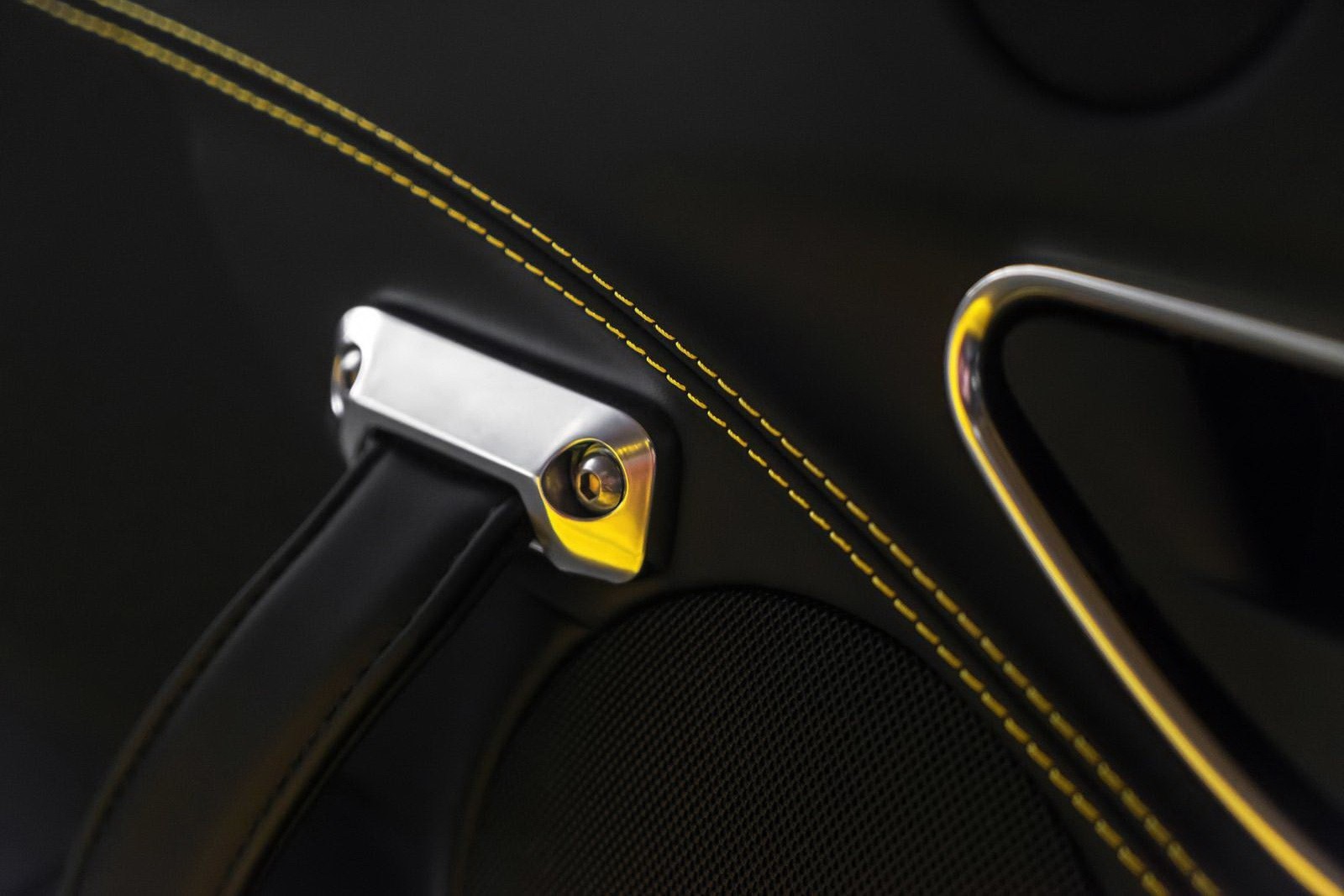 Alfa Romeo 4C Spider photo 59