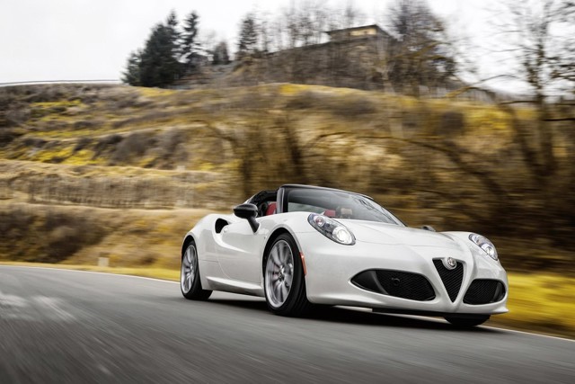 Alfa Romeo 4C Spider Foto 3