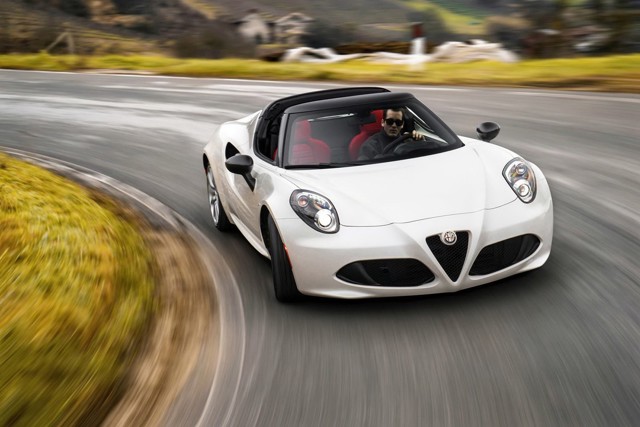 Alfa Romeo 4C Spider Foto 5