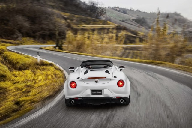 Alfa Romeo 4C Spider Foto 14