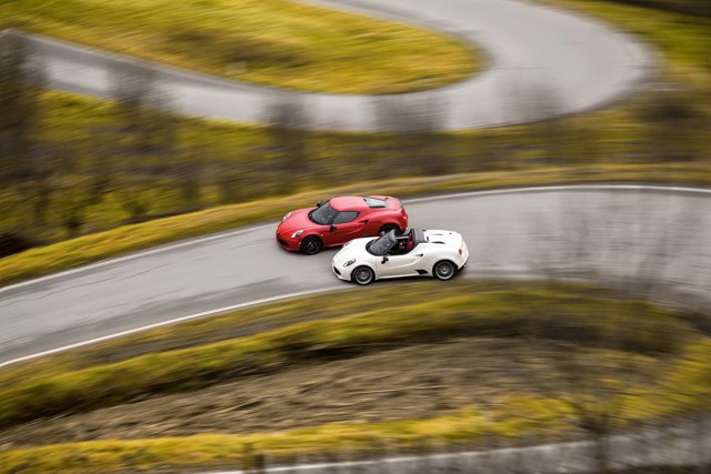 Alfa Romeo 4C Spider Foto 26