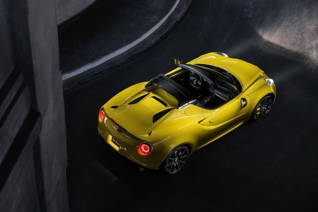 Alfa Romeo 4C Spider Foto 29