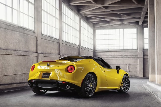 Alfa Romeo 4C Spider Foto 43