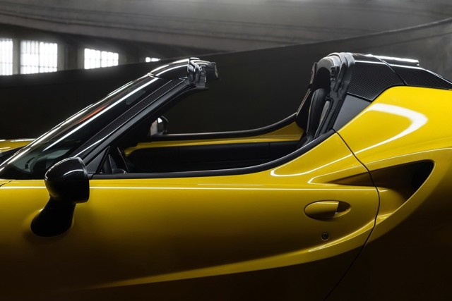 Alfa Romeo 4C Spider Foto 58