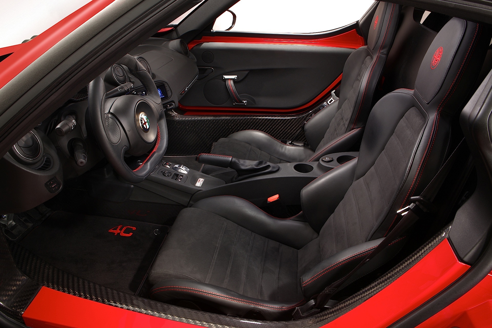 Alfa Romeo 4C photo 118