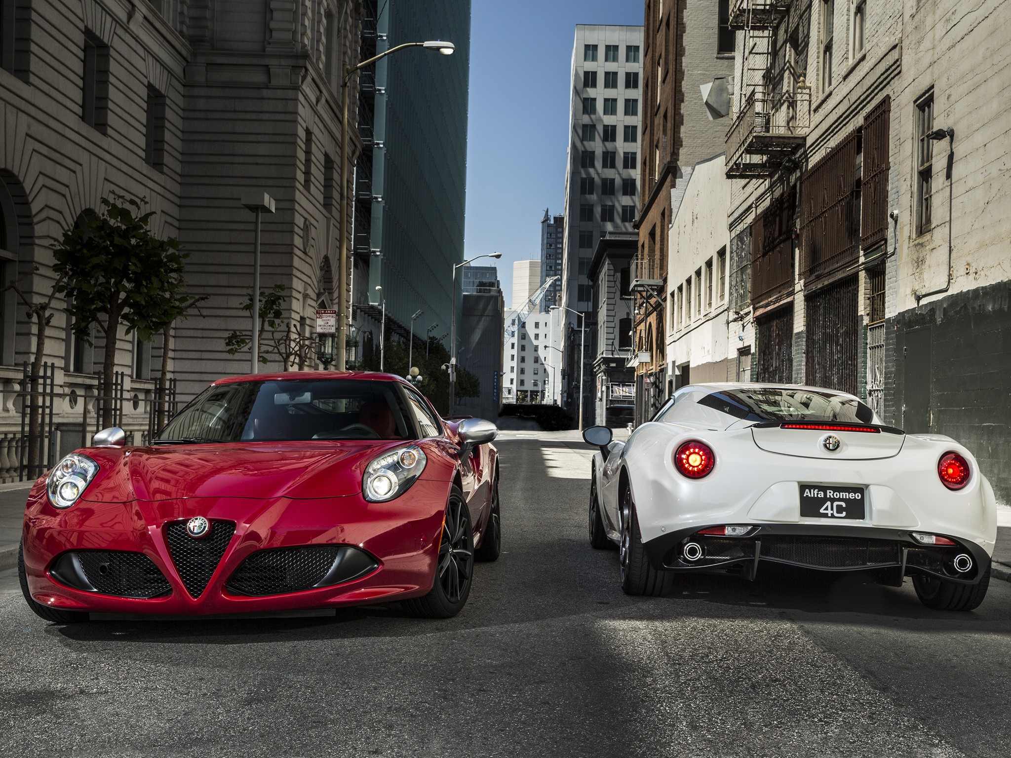 Alfa Romeo 4C photo 17