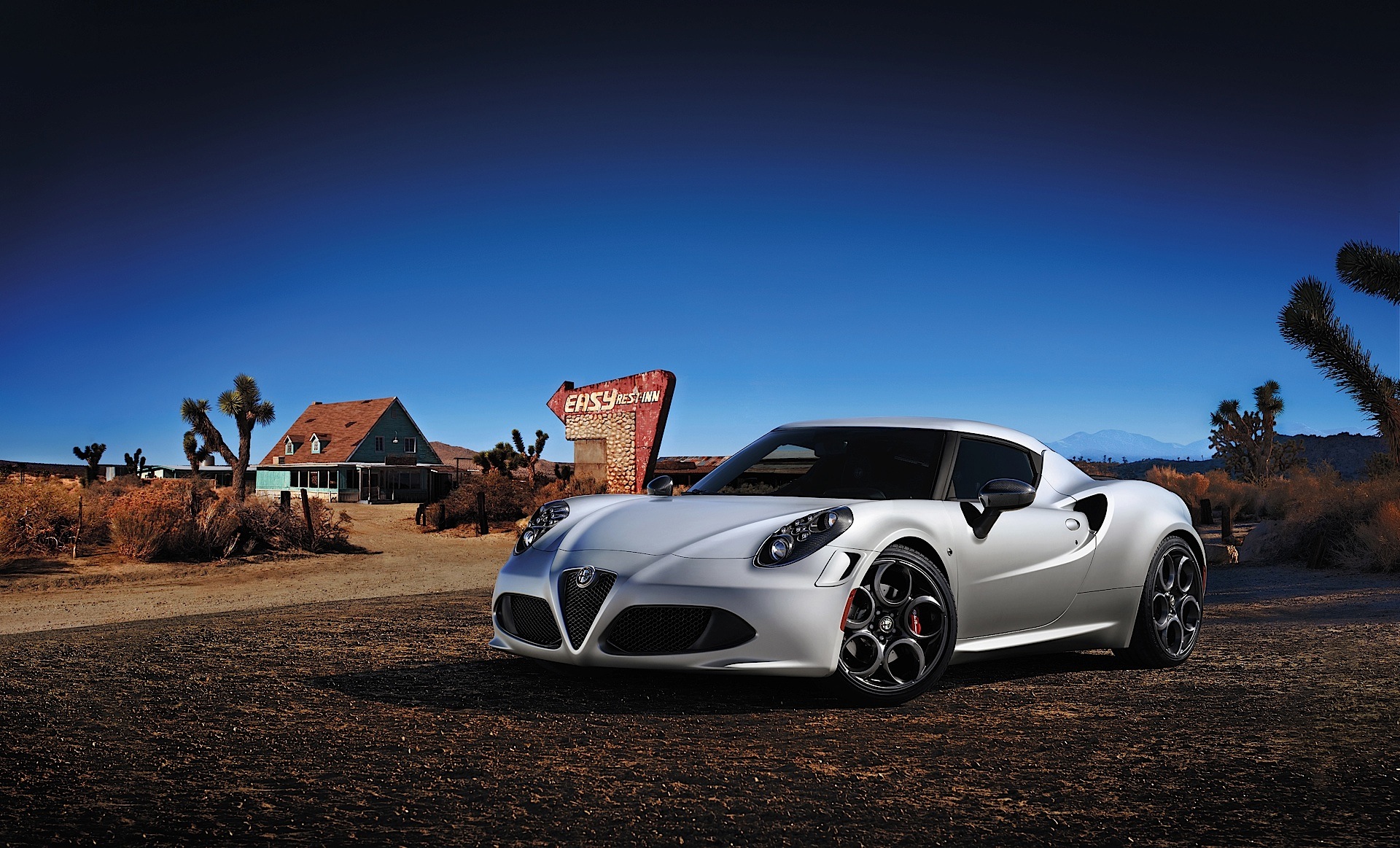 Alfa Romeo 4C photo 7