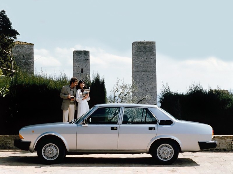 Alfa Romeo 6 photo 8