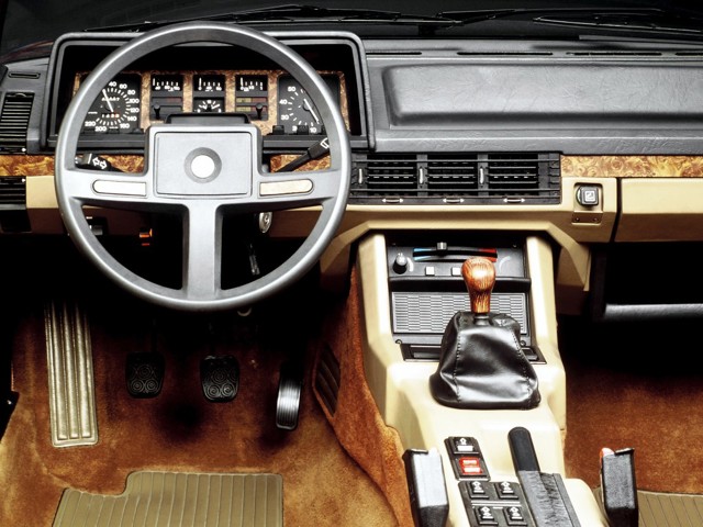 Alfa Romeo 6 photo 18