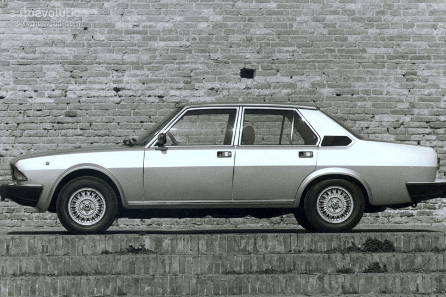 Alfa Romeo 6 photo 2