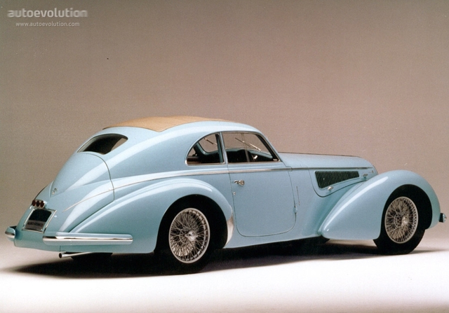 Alfa Romeo 8C Foto 1