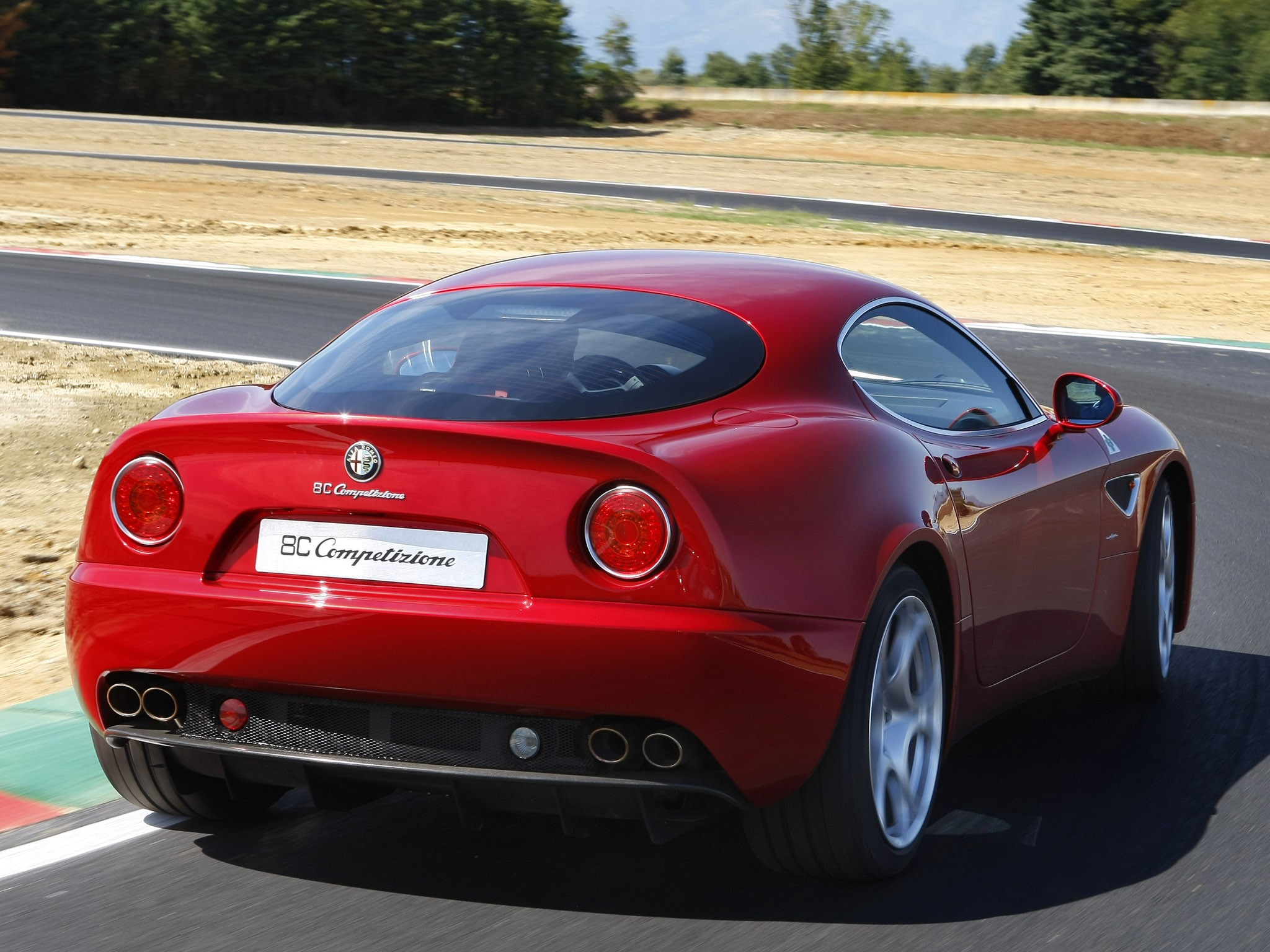 Alfa Romeo 8C photo 27