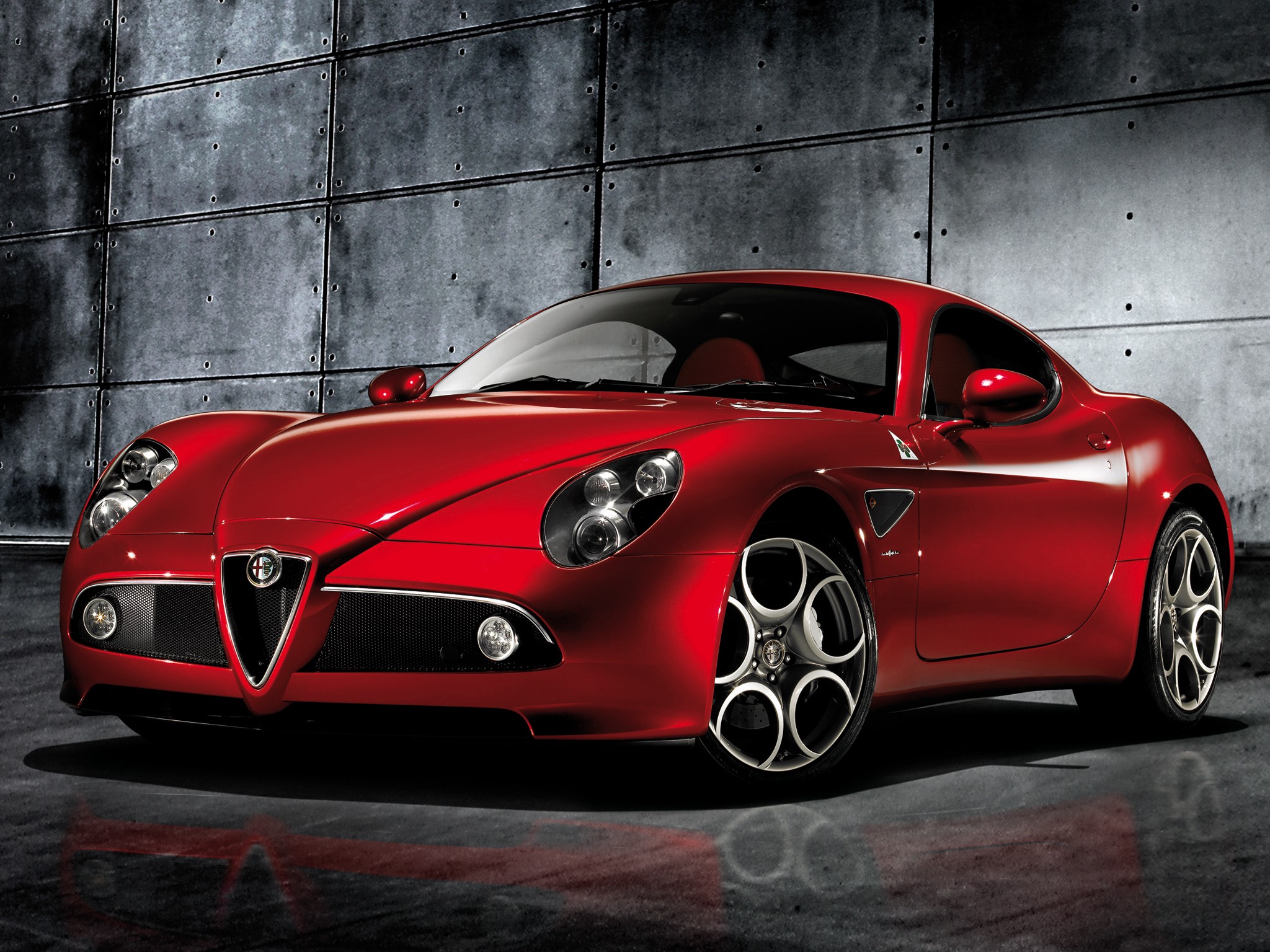 Alfa Romeo 8C photo 38