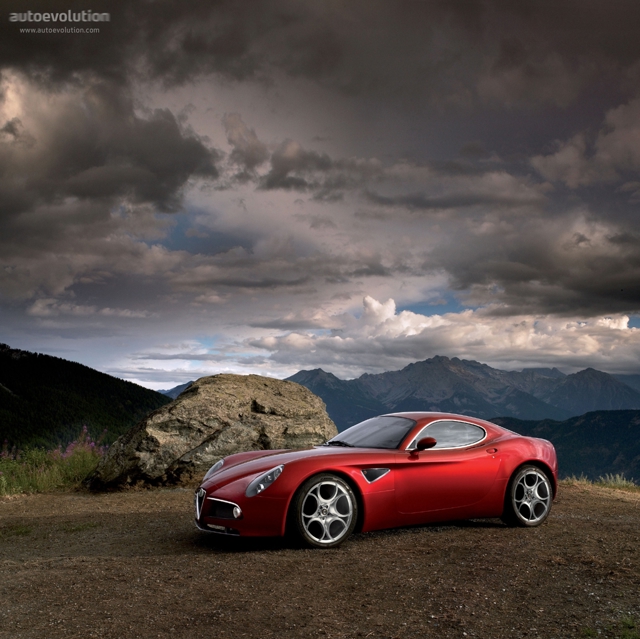 Alfa Romeo 8C Foto 10