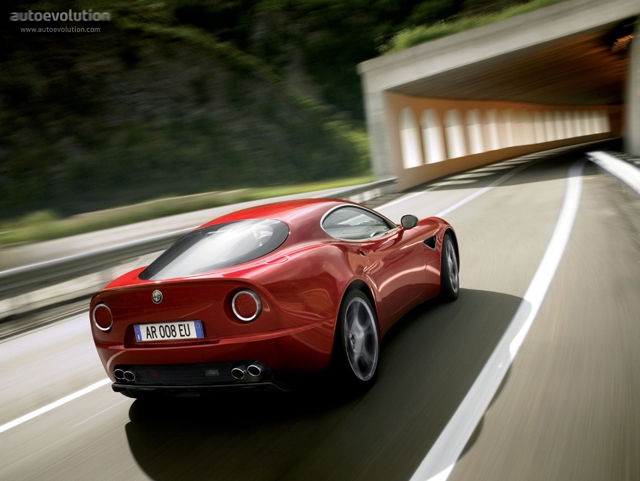 Alfa Romeo 8C Foto 9