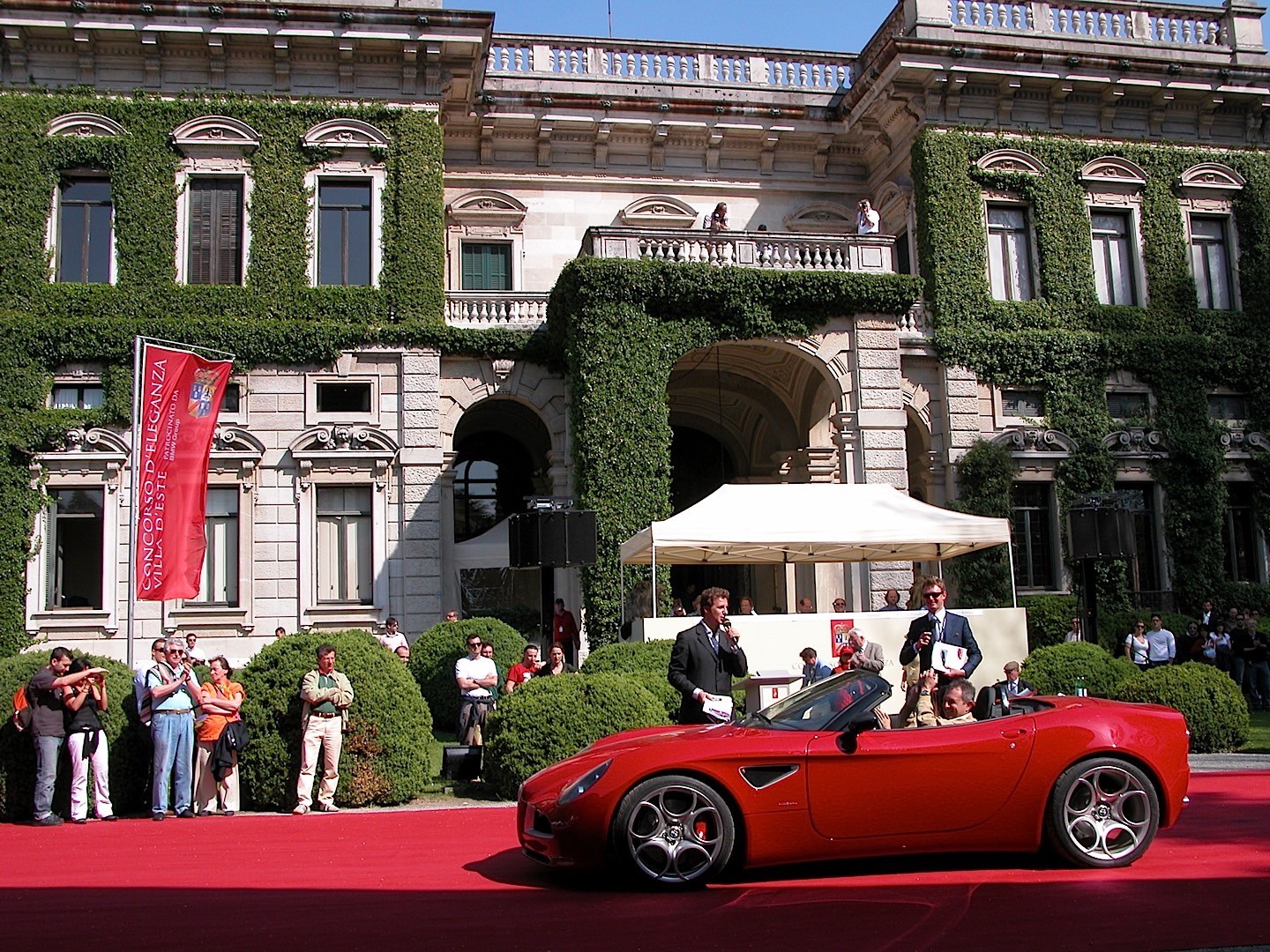 Alfa Romeo 8C photo 19