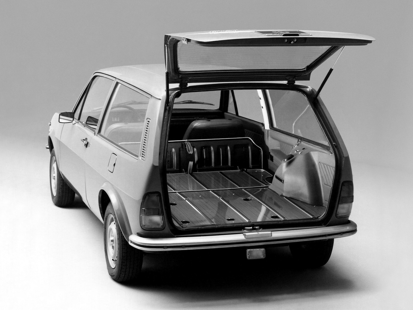 Alfa Romeo Alfasud Giardinetta photo 17