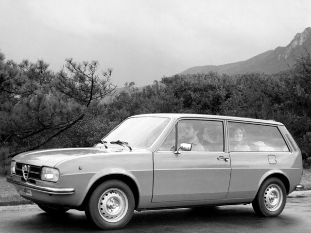 Alfa Romeo Alfasud Giardinetta photo 5