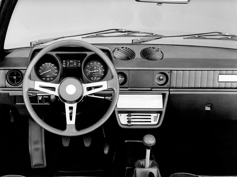 Alfa Romeo Alfasud Sprint photo 35