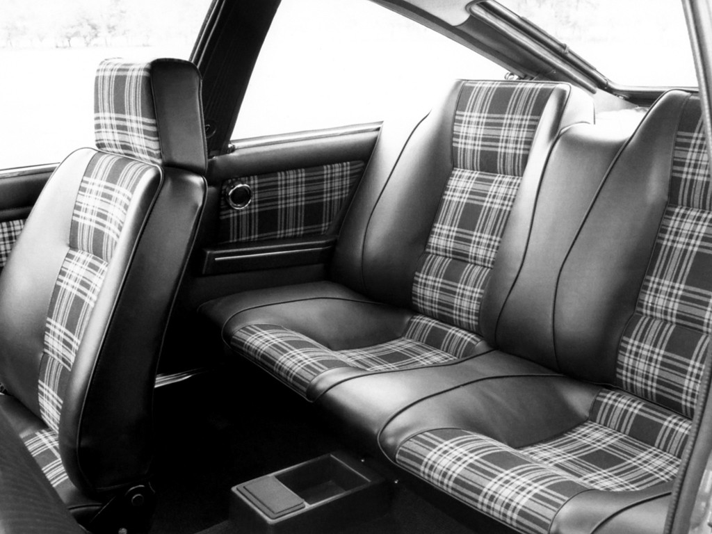 Alfa Romeo Alfasud Sprint photo 36