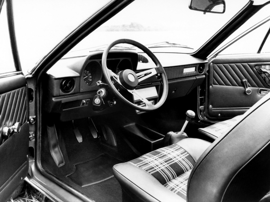 Alfa Romeo Alfasud Sprint photo 37