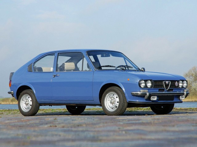 Alfa Romeo Alfasud Ti photo 8