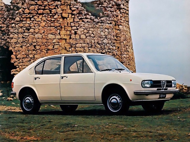 Alfa Romeo Alfasud photo 6