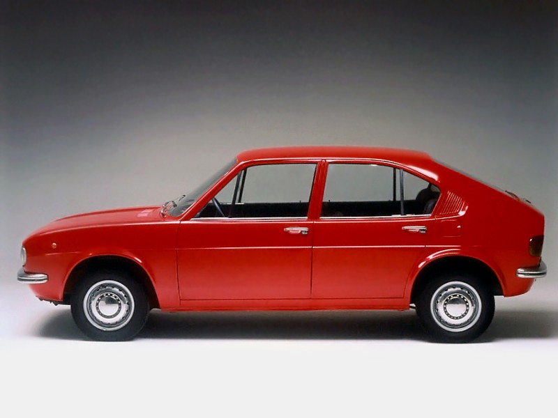 Alfa Romeo Alfasud photo 7
