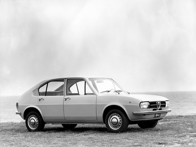 Alfa Romeo Alfasud photo 9