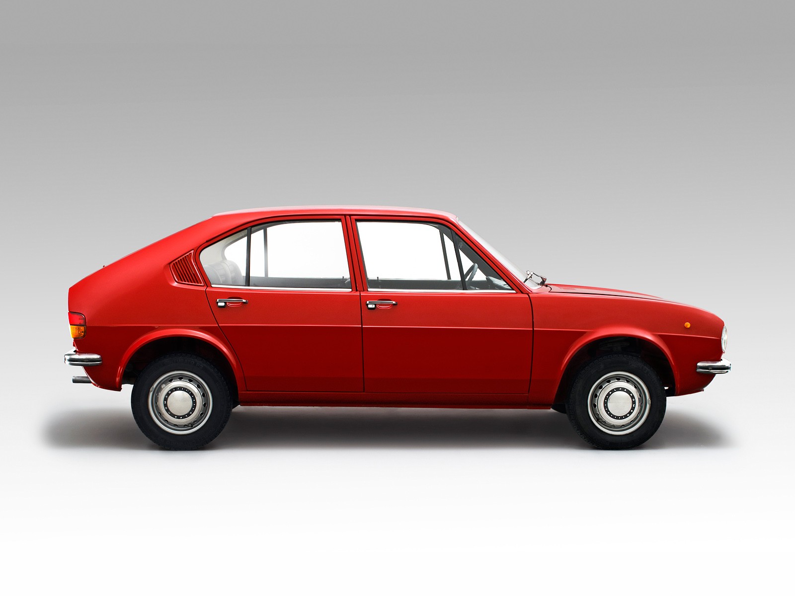 Alfa Romeo Alfasud photo 18