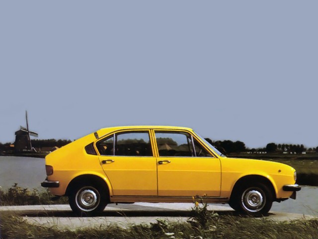Alfa Romeo Alfasud photo 5