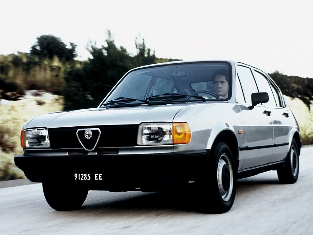 Alfa Romeo Alfasud photo 5