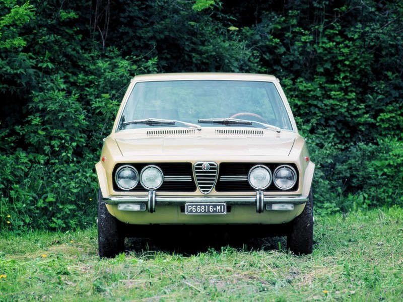 Alfa Romeo Alfetta photo 8