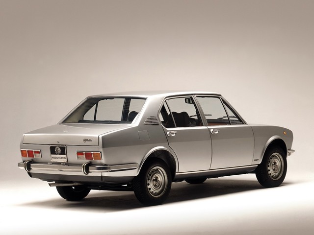Alfa Romeo Alfetta foto 17