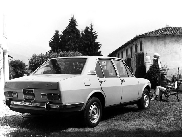 Alfa Romeo Alfetta foto 18