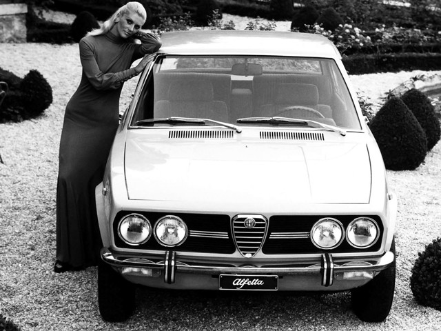 Alfa Romeo Alfetta foto 19