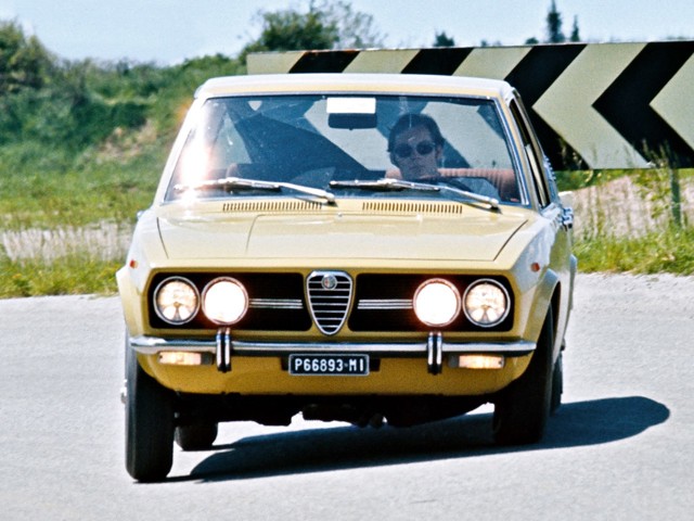 Alfa Romeo Alfetta foto 20