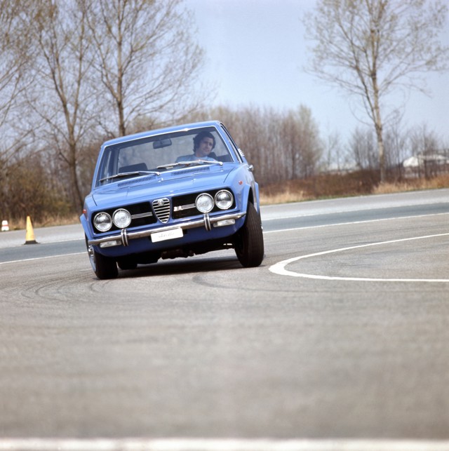 Alfa Romeo Alfetta foto 22