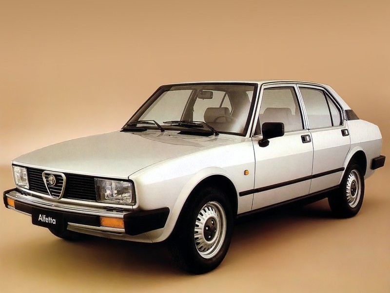 Alfa Romeo Alfetta photo 8