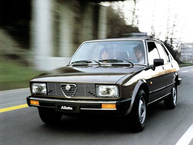 Alfa Romeo Alfetta photo 10