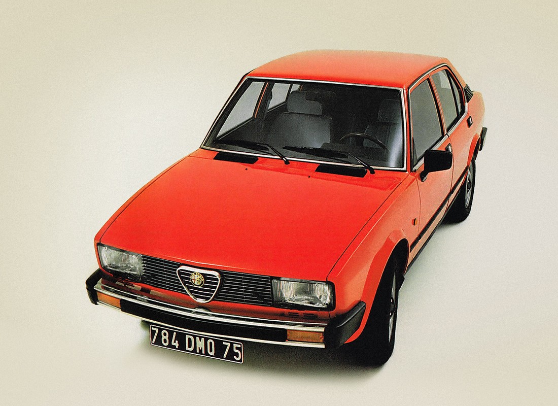 Alfa Romeo Alfetta photo 11
